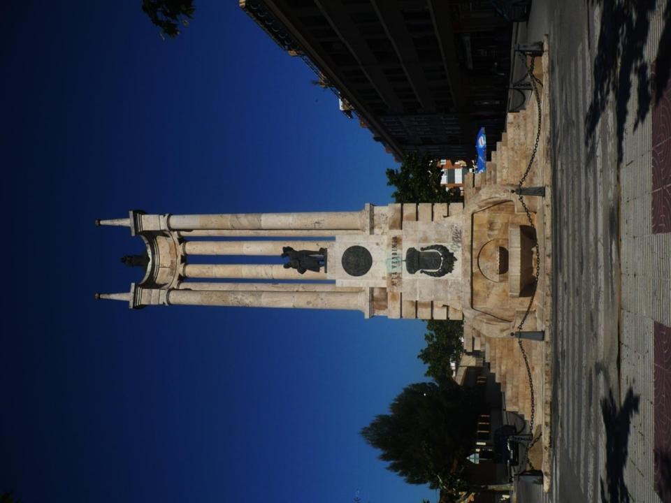 Alojamiento Turistico La Tinaja Requena Exterior photo
